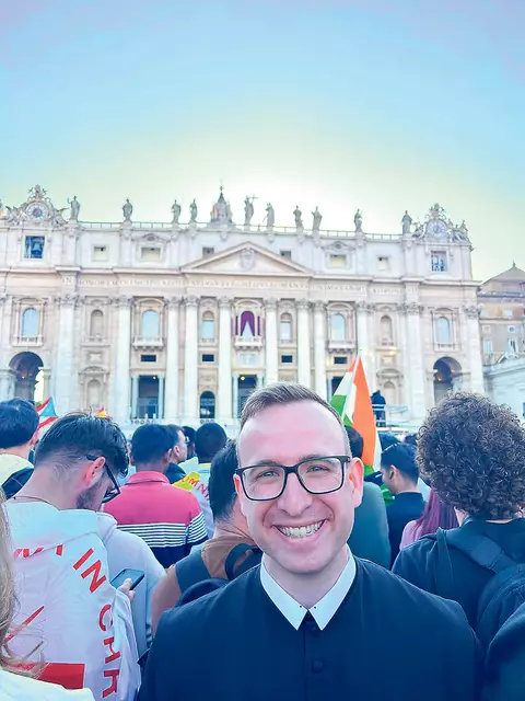Der Seitenstettner Benediktiner P. Elias Krexner war live dabei, als der Name des neuen Papstes verkündet wurde. | Foto:  Foto: zVg