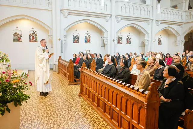 Abt P. Philipp Helm vom Stift Rein feierte den Gottesdienst zum 200. Geburtstag von Mutter M. Theresia Scherer. | Foto: Gerd Neuhold / Sonntagsblatt für Steiermark