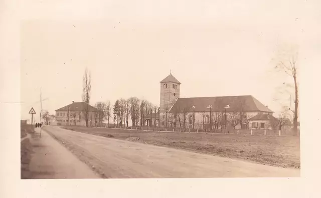 Die Pfarrkirche Graz-Hl. Johannes Bosco 1934 fast fertiggestellt. | Foto: Archiv