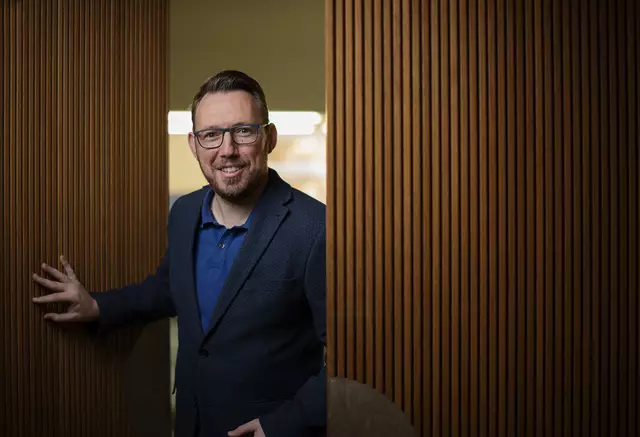 Dalibor Milas gestaltet den wöchentlichen spirituellen Newsletter „LightUp“.  | Foto: Vjekoslav Skledar