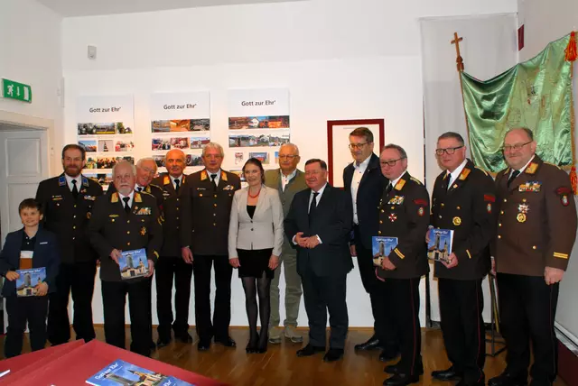 Der Bereichsfeuerwehrverband Fürstenfeld präsentiert sich mit der Sonderausstellung "Gott zur Ehr" im Feuerwehrmuseum in Groß St. Florian. | Foto: Franz Kaplan