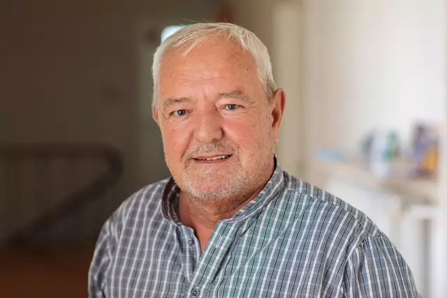 Der Steirer Martin Hochegger übernahm 2024 die Leitung des österreichweiten Männernotrufs – zehn Jahre nach dessen Gründung durch Eduard Hamedl.  | Foto: Neuhold