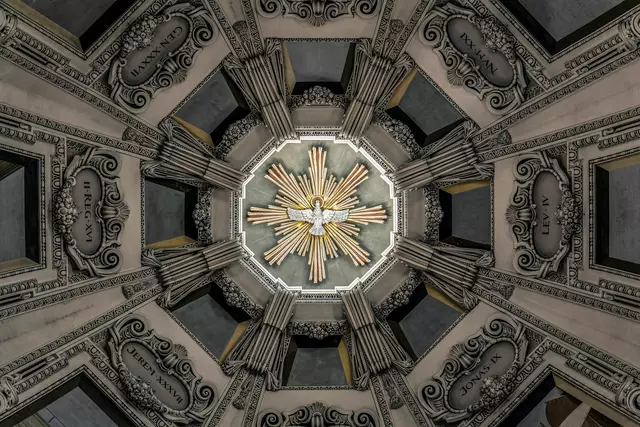 Gottes Heiliger Geist weht, wo er will und lässt kirchliche Gemeinden wachsen. 
 | Foto: Erzdiözese Salzburg (eds)/Hiva Naghshi