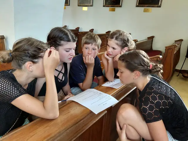 Das Team "die Daxis" testete bei der Quiz-Station ihr Ministranten-Wissen (z. B. über Kirchenlatein). Dieses Team hat die Mini-Olympics schließlich gewonnen! | Foto: Pfarre Grünau