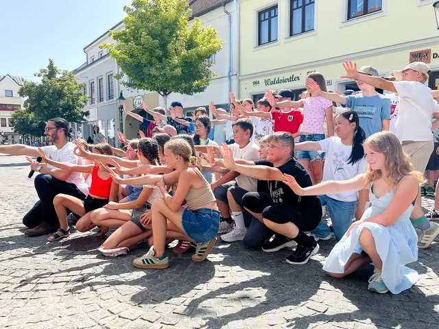 Tanz gegen Kinderarbeit.

 | Foto: Markus Heuduschits
