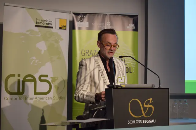 Walter Prügger, Leiter des diözesanen Ressorts Bildung, Kunst &amp; Kultur, begrüßte zur 20. Sommerschule in Seggau.  | Foto: GUSEGG-Team