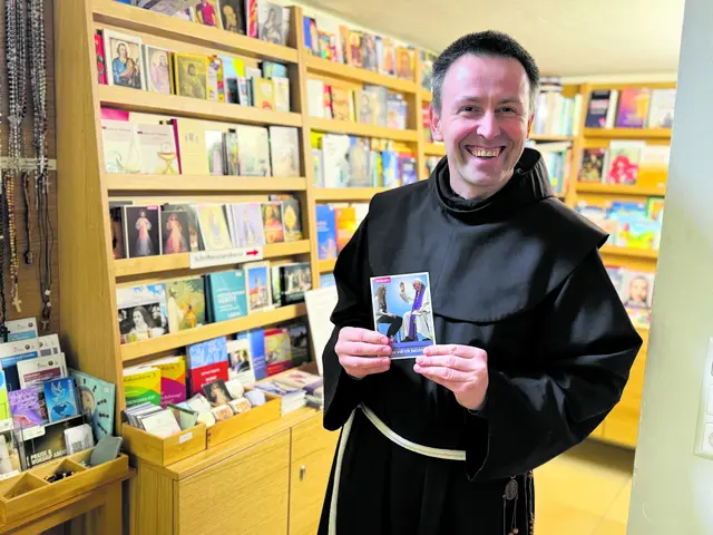 Pater Lucjan lädt im Heiligen Jahr ganz besonders zur Beichte und zur Anbetung ein.  | Foto: Patricia Harant-Schagerl