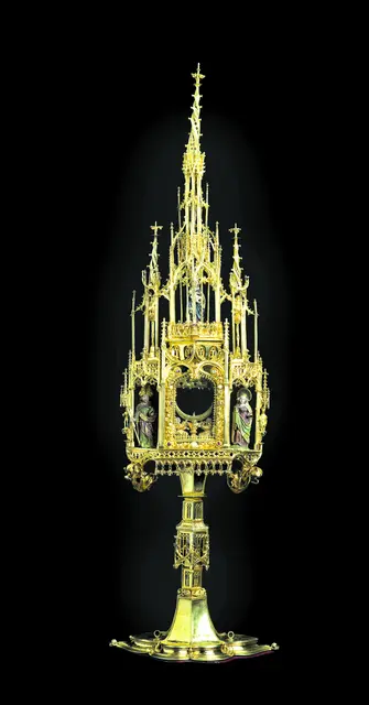 Die Messerer Monstranz
von Sixtus Schmutermeir, um 1469-1472,
aus der Pfarrkirche Waidhofen/Ybbs.
Monstranz (um 1747) aus der Pfarrkirche
Annaberg.   | Foto: Museum am Dom