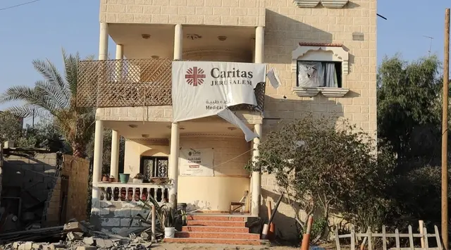 Auch eine Caritas-Einrichtung im Süden des Gazastreifens wurde kürzlich durch Bombenangriffe und Bodentruppen beschädigt. | Foto:  caritasjr