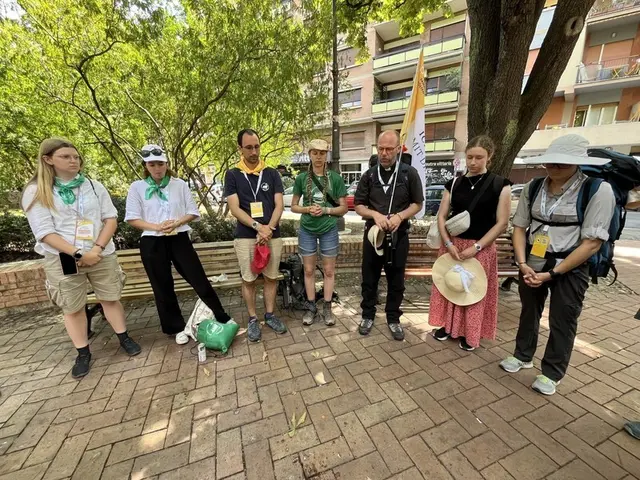 Ein Teil der Gruppe aus der Diözese St. Pölten mit Generalvikar Weiss beim Gebet in Rom. | Foto: Diözese St. Pölten