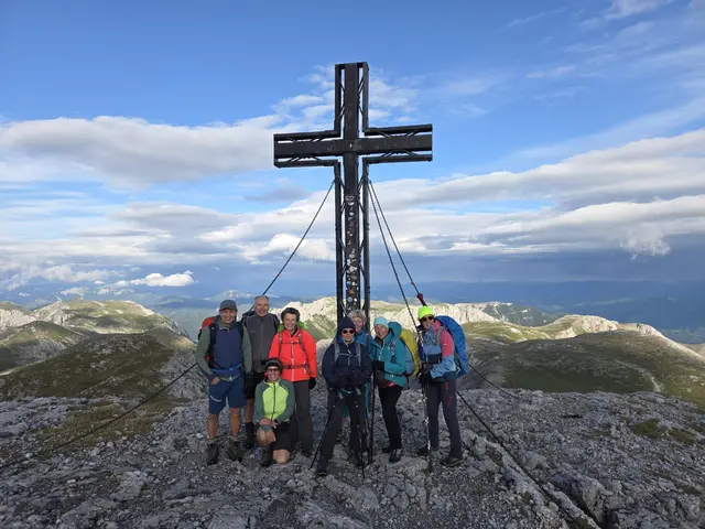 FRAUENTAL. Eine kleine Gruppe machte sich auch heuer wieder auf die Frauentaler Fußwallfahrt nach Mariazell. Der Hochschwab (Bild) ist ein besonderer Kraftplatz für sie, berichtet eine Teilnehmerin. | Foto: Prattes