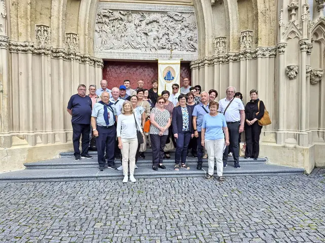 Hagensdorf. Gemeinsam mit Pfarrer Jan Wechter fand die zweitägige Wallfahrt nach Mariazell statt.