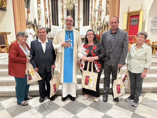 Ausgezeichnete Pilger (v.li.): G. Laczko, Harmtodt, S. Laczko, König, Schnakl. | Foto: Franz Josef Rupprecht