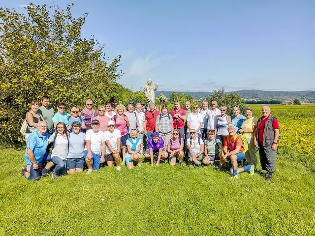 St. Margarethen. Bei herrlichem Spätsommerwetter machten sich zahlreiche Fußwallfahrer auf den Weg zur „Gelobten Wallfahrt“ nach Loretto.