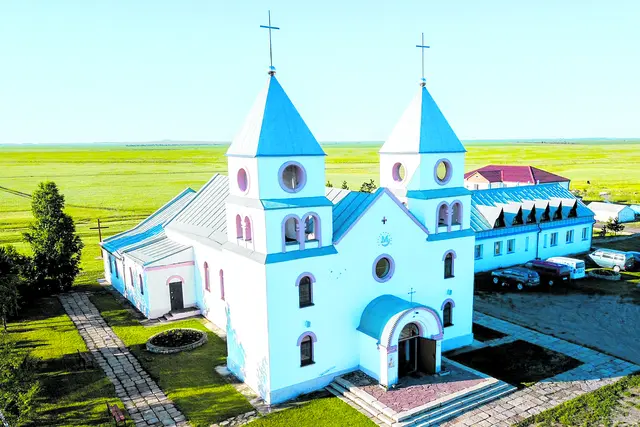 Jährlich wird im Marienheiligtum Ozjornoe im Norden Kasachstans an das Wunder von 1941 erinnert.  | Foto: zVg