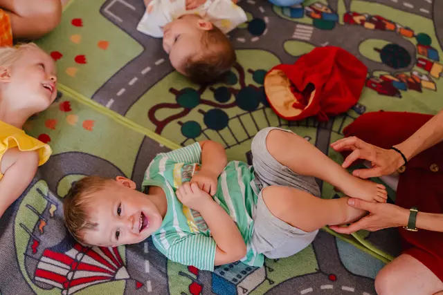 Die Kinderrechtskonvention der UN formuliert Grundwerte im Umgang mit Kindern. Und das über alle sozialen, kulturellen, ethnischen oder religiösen Unterschiede hinweg. | Foto: Edi Haberl