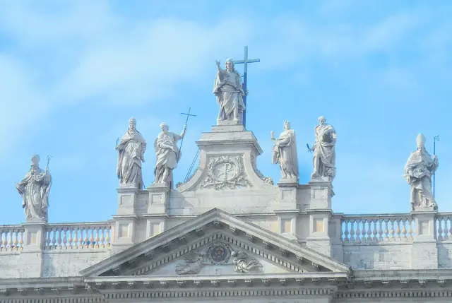 Lateran-Basilika in Rom mit Jesus Christus im Zentrum. 
 | Foto: Manuel Sattelberger