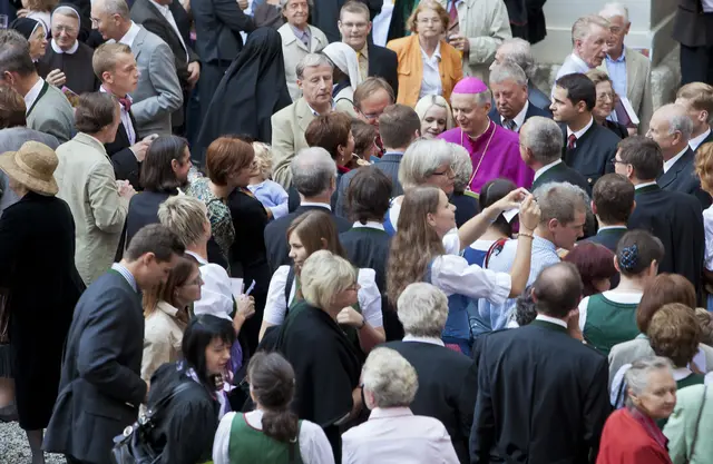 Mit einem großen Fest wurde 2011 im Grazer Dom der 30. Jahrestag seiner Bischofsweihe begangen.  | Foto: Neuhold