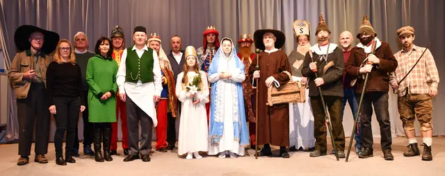 2025 wurde in Steirisch Laßnitz das Geschehen von Betlehem im traditionsreichen Hirtenspiel aufgeführt. | Foto: Galler