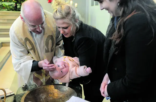 Man lernt zu lieben, indem man geliebt wird. | Foto: www.kna.de/all rights reserved