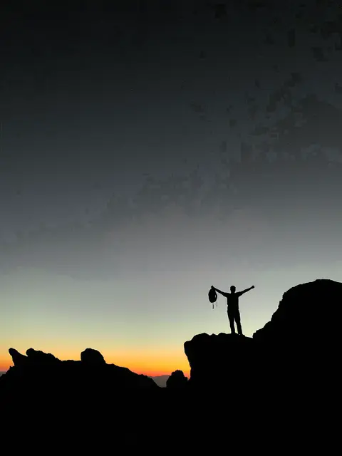 Am Ende steht die Freude mit Gott.  | Foto: Haszan Uzzben / unsplash