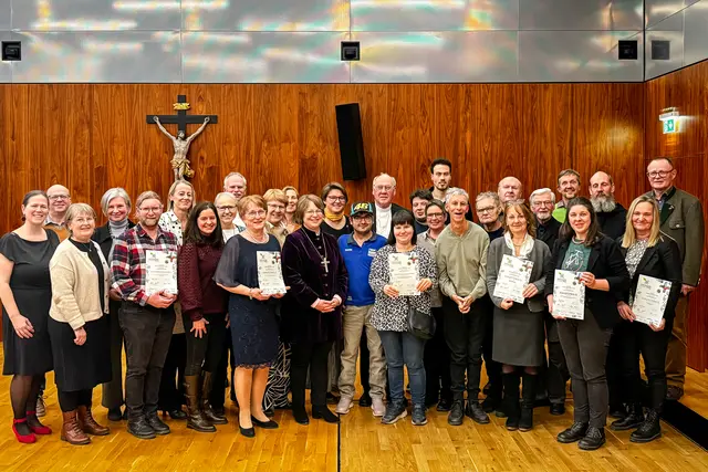 Bei der Verleihung des kirchlichen Umweltpreises am 16. Jänner in St. Pölten ging auch die Katholische Kirche Steiermark nicht leer aus: Neben der Pfarre Gratkorn und der Stadtkirche Graz waren auch Stift Rein und die Abtei Seckau unter den PreisträgerInnen. | Foto: schoepfung.at/Schönlaub (2)