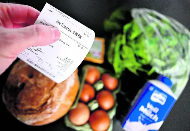 Brot, Milch, Eier, Salat – Grundnahrungsmittel sollen ab Juli günstiger sein. | Foto: APA-Images / APA / HANS KLAUS TECHT