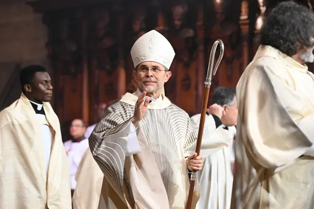 Der neugeweihte Erzbischof von Wien stellte sich in seiner Ansprache nach dem Gottesdienst den Menschen als „Josef, euer Bruder“ vor. | Foto: Erzdiözese Wien