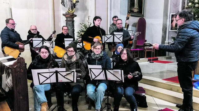 Großartige Kirchenmusik durch die Tamburizza. | Foto: Viktor Fertsak