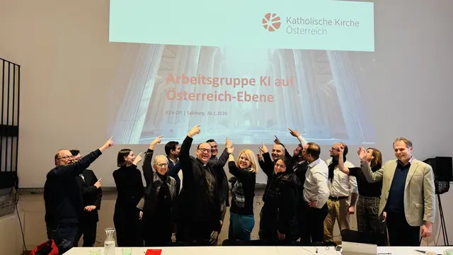 Eine österreichweite Arbeitsgruppe unter der Leitung von Bischof Hermann Glettler befasst sich künftig mit dem Thema Künstliche Intelligenz und Kirche. Aus der Steiermark sind Manuela Reicht und Andreas Pichlhöfer dabei. | Foto: Tavernaro/Filipović