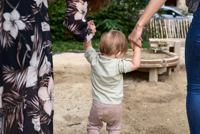 Wer Zeit mit Kindern und Familien verbringen will, kann Caritas-„Startfee“ werden. Die Ausbildung dazu startet in Deutschlandsberg und in Voitsberg. | Foto: Caritas