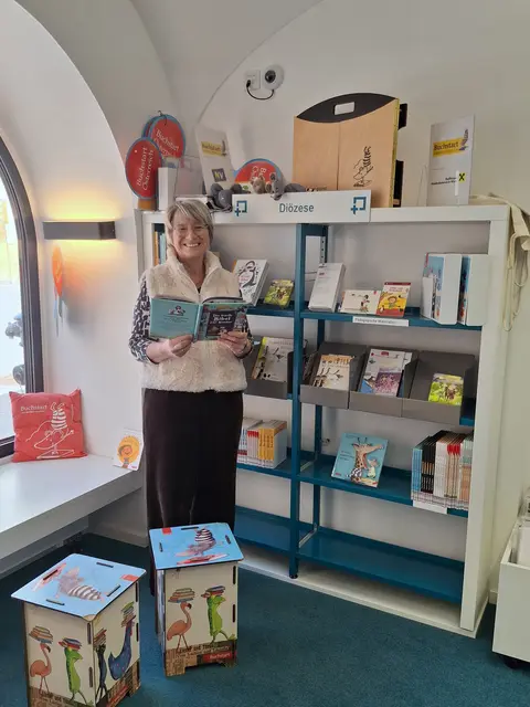 Gerlinde Falkensteiner ist seit 20 Jahren für die Pfarrbibliotheken in der Diözese St. Pölten zuständig. | Foto: zVg