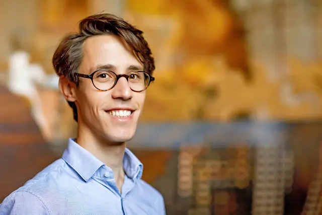 Michael Schadler ist Fachreferent für Kirchenmusik der Diözese Graz-Seckau und Chorleiter an der Stadtpfarrkirche Graz.  | Foto: Neuhold