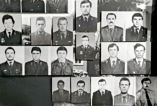  Vergessene Helden. Bilder von „Liquidatoren“ im Tschernobyl-Museum in Kiew (2011).  | Foto: KNA