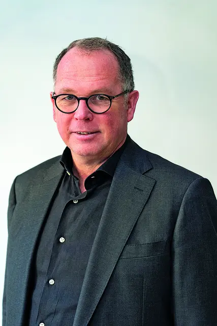 Andreas R. Batlogg ist Theologe, Jesuit und Publizist. Über die Jahre hat er sich als Papstkenner einen Namen gemacht. In seinem Blog kommentiert er laufend, welche Signale er vom Papst wahrnimmt. Mehr: andreas-batlogg.de/leo-blog | Foto: Oliver Bodmer