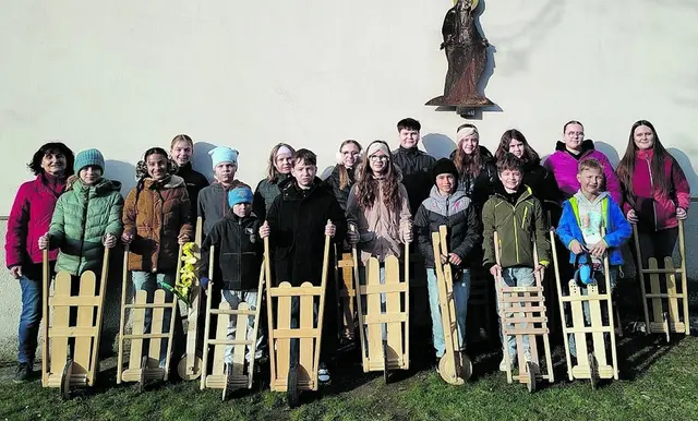 Schützen am Gebirge - Ratschen