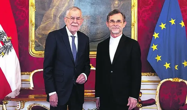 Bundespräsident Alexander Van der Bellen empfing Wiens Erzbischof Josef Grünwidl. | Foto: Peter Lechner/HBF
