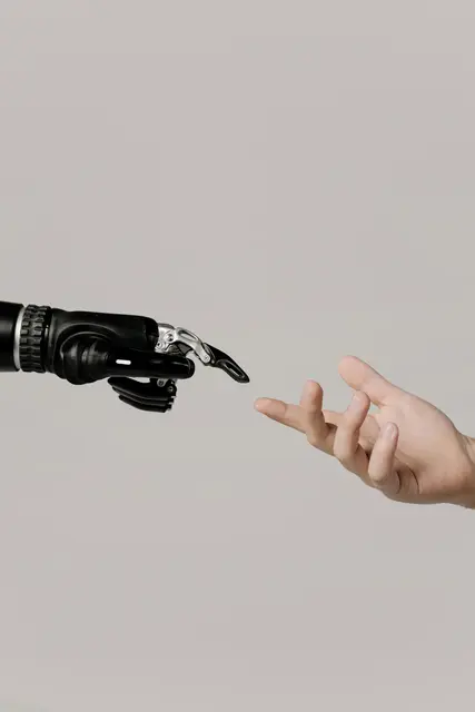 KI denkt nicht selbst. Sie hat keine Gefühle, keine Meinung und kein Bewusstsein. Sie ist ein Werkzeug. Und wie jedes Werkzeug kann sie hilfreich sein, wenn man sie richtig einsetzt. | Foto: pexels / cottonbro studio