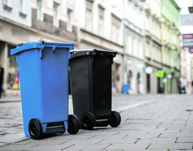 Schuldgefühle in den Müll! Sie führen nicht weiter. Betrauern kann aber sinnvoll sein, sagt Wunibald Müller.  | Foto: edojob/AdobeStock