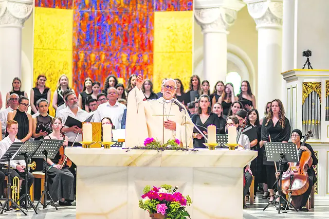 Bischof Josef Marketz beim Festgottesdienst in Tanzenberg | Foto: Daniel Schöffmann