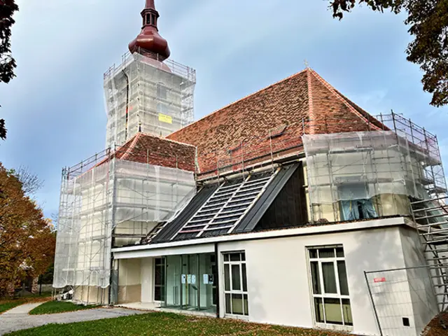 Graz-st. Peter - Pfarrkirche Außensanierung