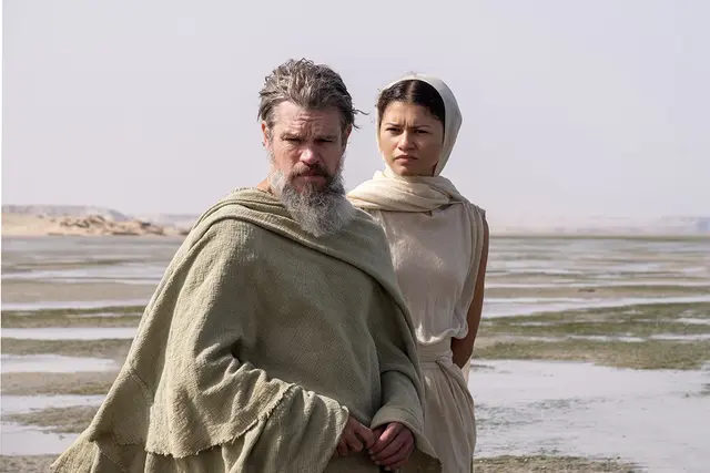 Die Göttin Pallas Athene steht dem mit seinem Schicksal hadernden Helden Odysseus ratgebend zur Seite. | Foto: Universal Pictures