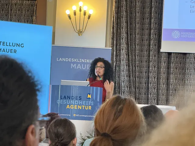 Dr. Nilufar Mossaheb ist Fachärztin für Psychiatrie, Leiterin der Sozialpsychiatrie an der Med Uni Wien und Spezialistin für Früherkennung. 
 | Foto: Patricia Harant-Schagerl