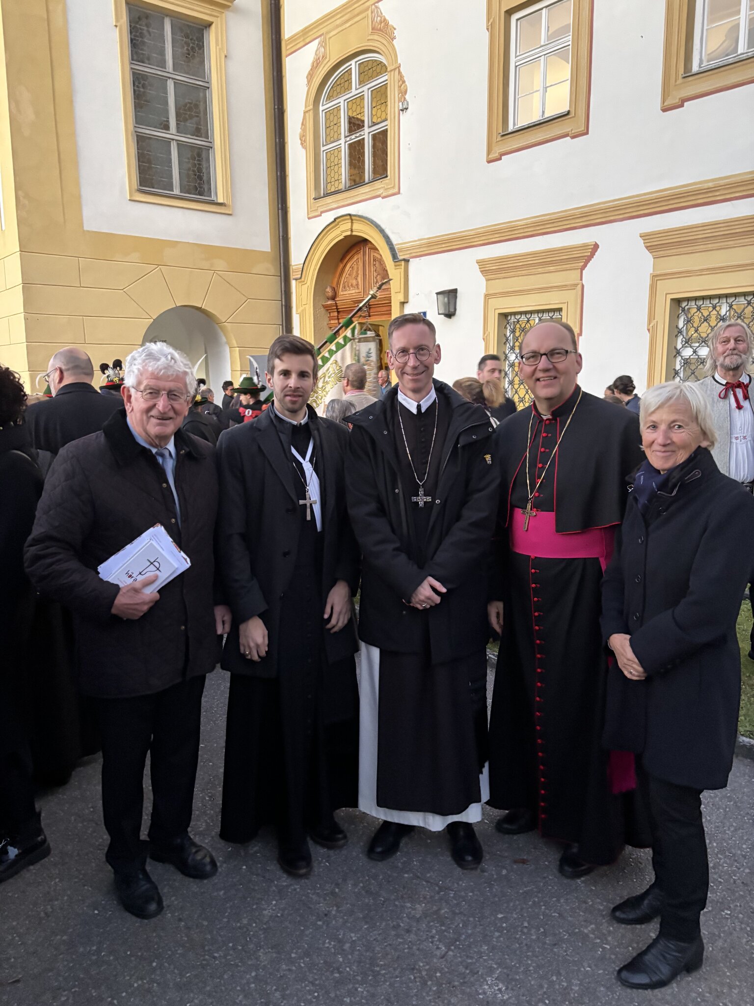 Steirer Bei Der Benediktion Des Neuen Abtes Von Stams steirer-bei-der-benediktion-des-neuen-abtes-von-stams