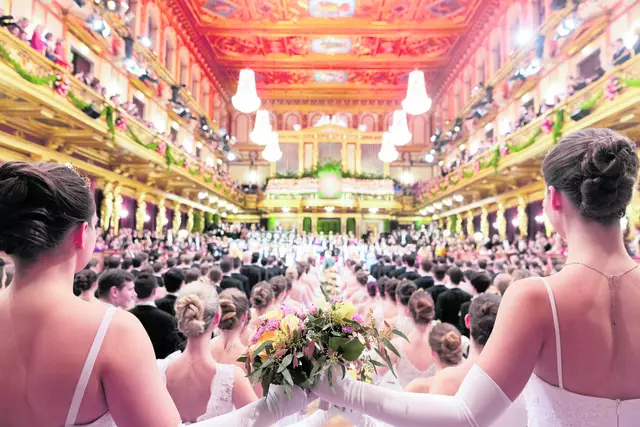 Du hast mein Klagen
in Tanzen verwandelt,
mein Trauergewand
hast du gelöst
und mich umgürtet
mit Freude.
(Ps 30,12-13) | Foto: Richard Schuster